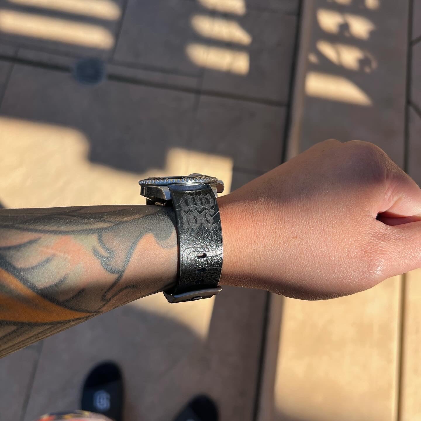 AWWC Topo “Noir” Leather NATO style Strap